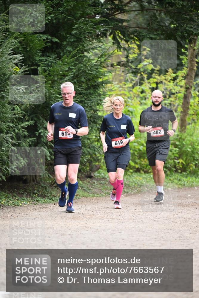 13.04.2025 - Hammer Lauf Dr. Thomas Lammeyer http://msf.ph/oto/7663567 13.04.2025 11:32:09 Laufen 610, 619, 482 meine-sportfotos.de