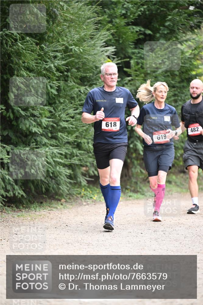 13.04.2025 - Hammer Lauf Dr. Thomas Lammeyer http://msf.ph/oto/7663579 13.04.2025 11:32:10 Laufen 15, 618, 24, 619, 482 meine-sportfotos.de