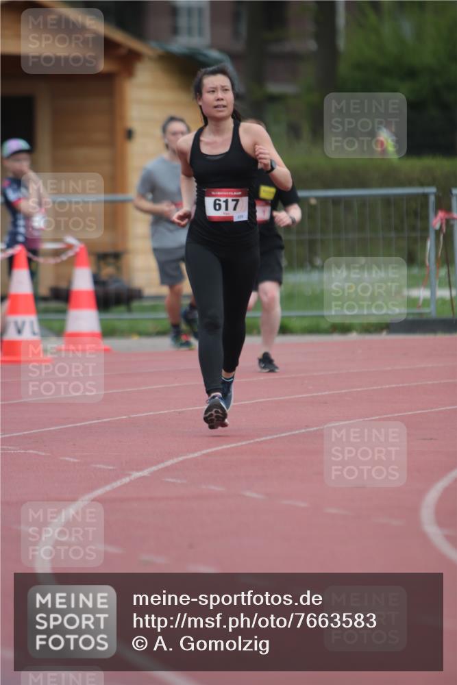 13.04.2025 - Hammer Lauf A. Gomolzig http://msf.ph/oto/7663583 13.04.2025 11:34:09 Ziel 8, 617 meine-sportfotos.de