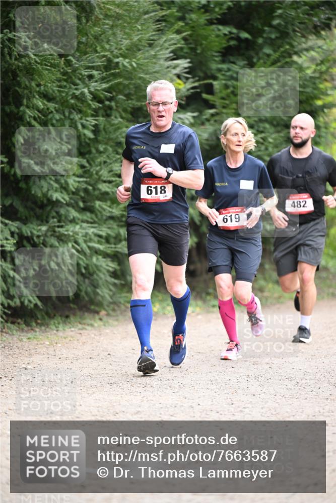 13.04.2025 - Hammer Lauf Dr. Thomas Lammeyer http://msf.ph/oto/7663587 13.04.2025 11:32:10 Laufen 15, 618, 249, 619, 482 meine-sportfotos.de