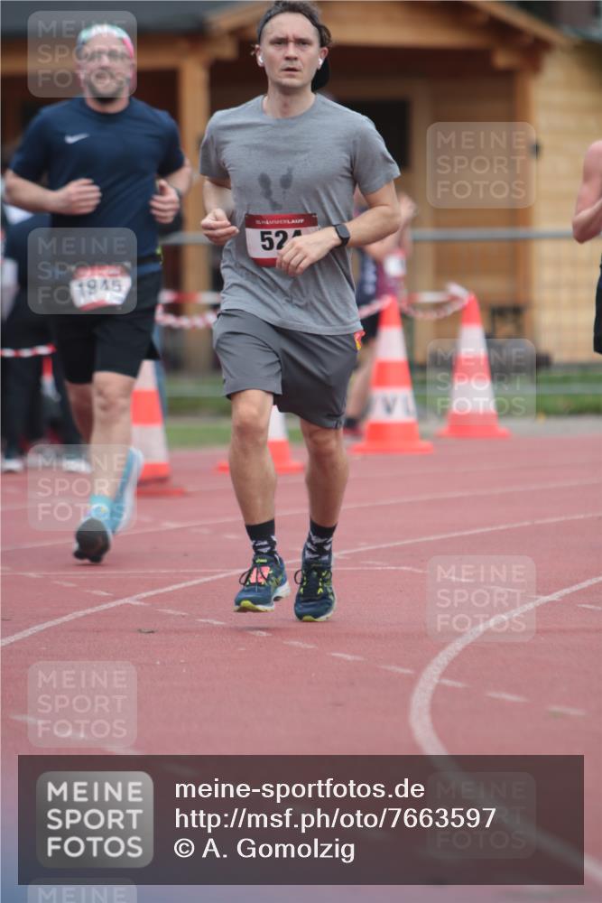 13.04.2025 - Hammer Lauf A. Gomolzig http://msf.ph/oto/7663597 13.04.2025 11:34:16 Ziel 167, 524, 617, 1945 meine-sportfotos.de