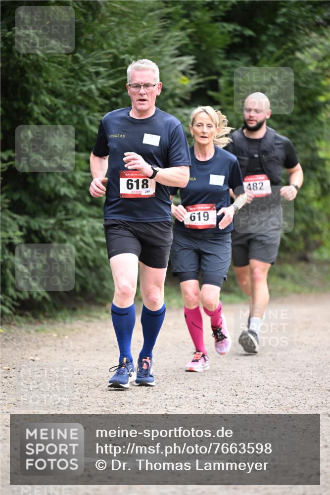 13.04.2025 - Hammer Lauf Dr. Thomas Lammeyer http://msf.ph/oto/7663598 13.04.2025 11:32:11 Laufen 15, 618, 249, 619, 482 meine-sportfotos.de