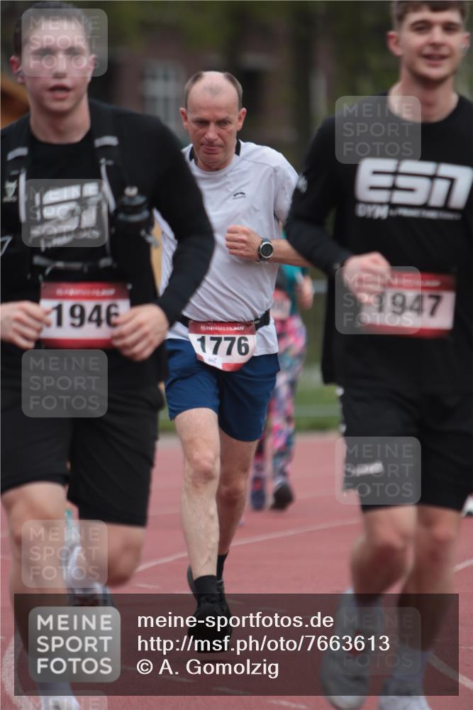 13.04.2025 - Hammer Lauf A. Gomolzig http://msf.ph/oto/7663613 13.04.2025 11:34:27 Ziel 174, 456, 459, 1776, 1946, 1947 meine-sportfotos.de