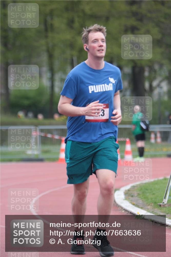 13.04.2025 - Hammer Lauf A. Gomolzig http://msf.ph/oto/7663636 13.04.2025 11:34:39 Ziel 287, 923 meine-sportfotos.de