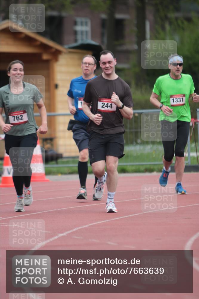 13.04.2025 - Hammer Lauf A. Gomolzig http://msf.ph/oto/7663639 13.04.2025 11:34:44 Ziel 244, 762, 1208, 1331 meine-sportfotos.de