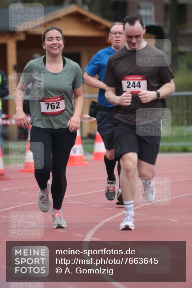 13.04.2025 - Hammer Lauf A. Gomolzig http://msf.ph/oto/7663645 13.04.2025 11:34:47 Ziel 244, 762, 1208, 1331 meine-sportfotos.de
