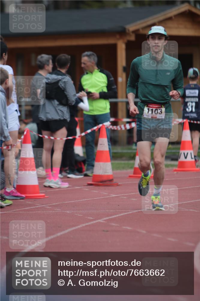 13.04.2025 - Hammer Lauf A. Gomolzig http://msf.ph/oto/7663662 13.04.2025 11:34:59 Ziel 1103, 1931 meine-sportfotos.de