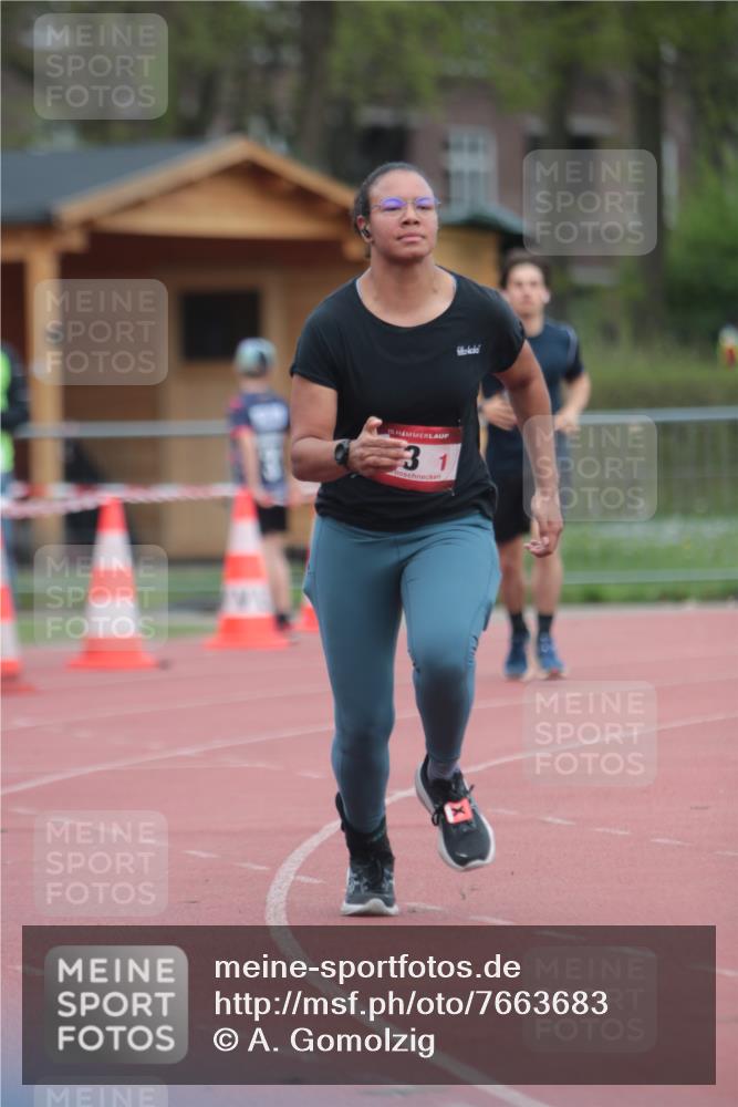 13.04.2025 - Hammer Lauf A. Gomolzig http://msf.ph/oto/7663683 13.04.2025 11:35:12 Ziel 3, 302 meine-sportfotos.de