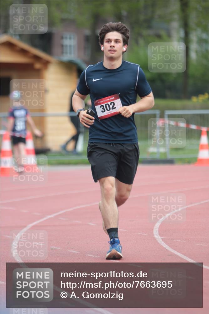 13.04.2025 - Hammer Lauf A. Gomolzig http://msf.ph/oto/7663695 13.04.2025 11:35:17 Ziel 302 meine-sportfotos.de
