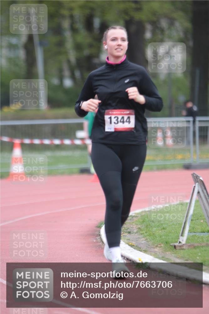13.04.2025 - Hammer Lauf A. Gomolzig http://msf.ph/oto/7663706 13.04.2025 11:35:32 Ziel 654, 1344, 1897 meine-sportfotos.de