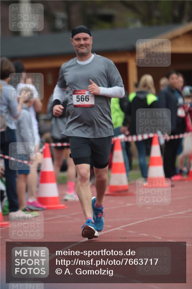 13.04.2025 - Hammer Lauf A. Gomolzig http://msf.ph/oto/7663717 13.04.2025 11:35:46 Ziel 566 meine-sportfotos.de