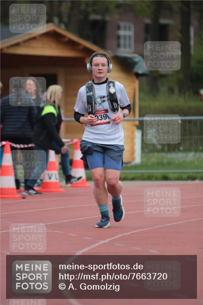13.04.2025 - Hammer Lauf A. Gomolzig http://msf.ph/oto/7663720 13.04.2025 11:35:54 Ziel 1939 meine-sportfotos.de