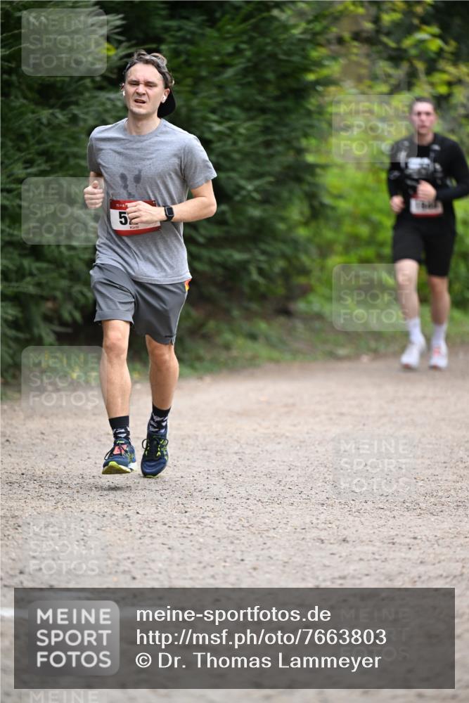 13.04.2025 - Hammer Lauf Dr. Thomas Lammeyer http://msf.ph/oto/7663803 13.04.2025 11:32:36 Laufen 52 meine-sportfotos.de