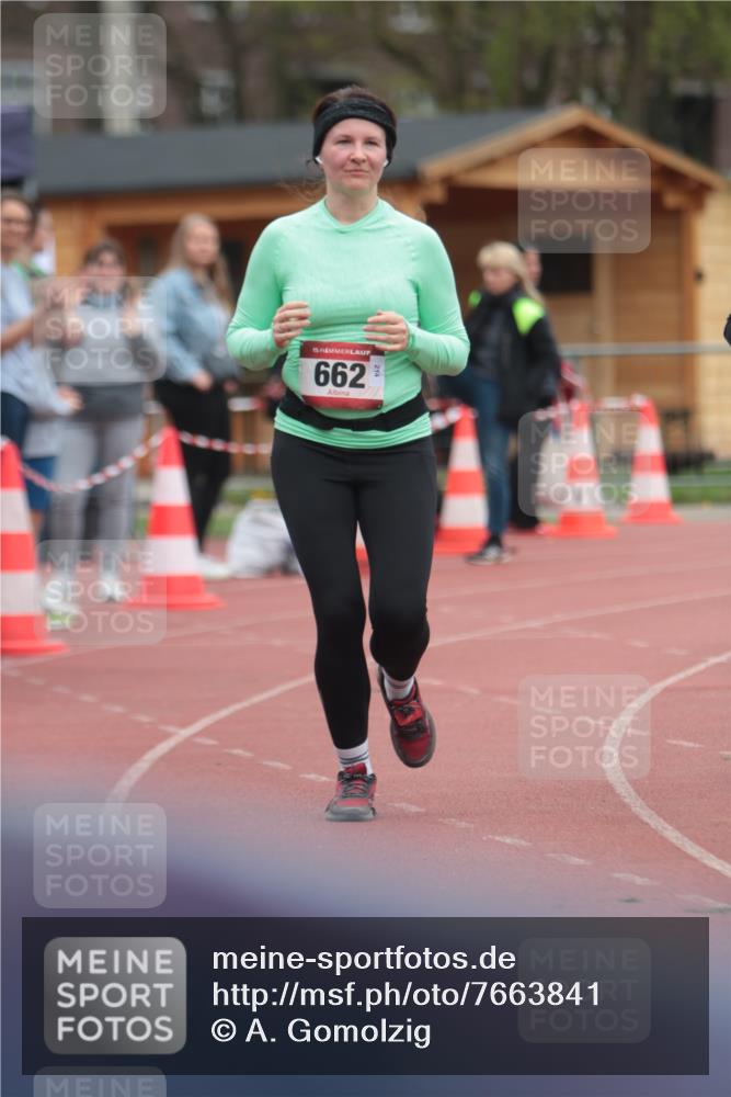 13.04.2025 - Hammer Lauf A. Gomolzig http://msf.ph/oto/7663841 13.04.2025 11:38:18 Ziel 18, 662, 916 meine-sportfotos.de