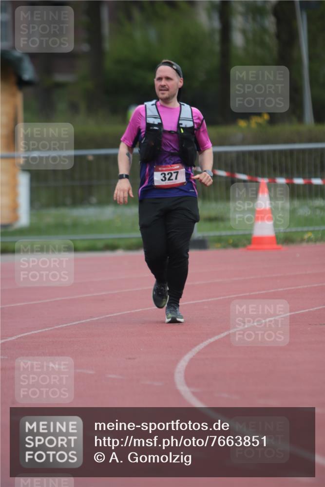 13.04.2025 - Hammer Lauf A. Gomolzig http://msf.ph/oto/7663851 13.04.2025 11:38:36 Ziel 160, 271, 327 meine-sportfotos.de