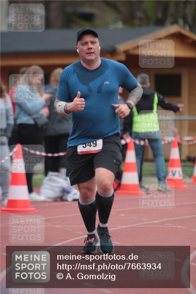 13.04.2025 - Hammer Lauf A. Gomolzig http://msf.ph/oto/7663934 13.04.2025 11:39:49 Ziel  meine-sportfotos.de