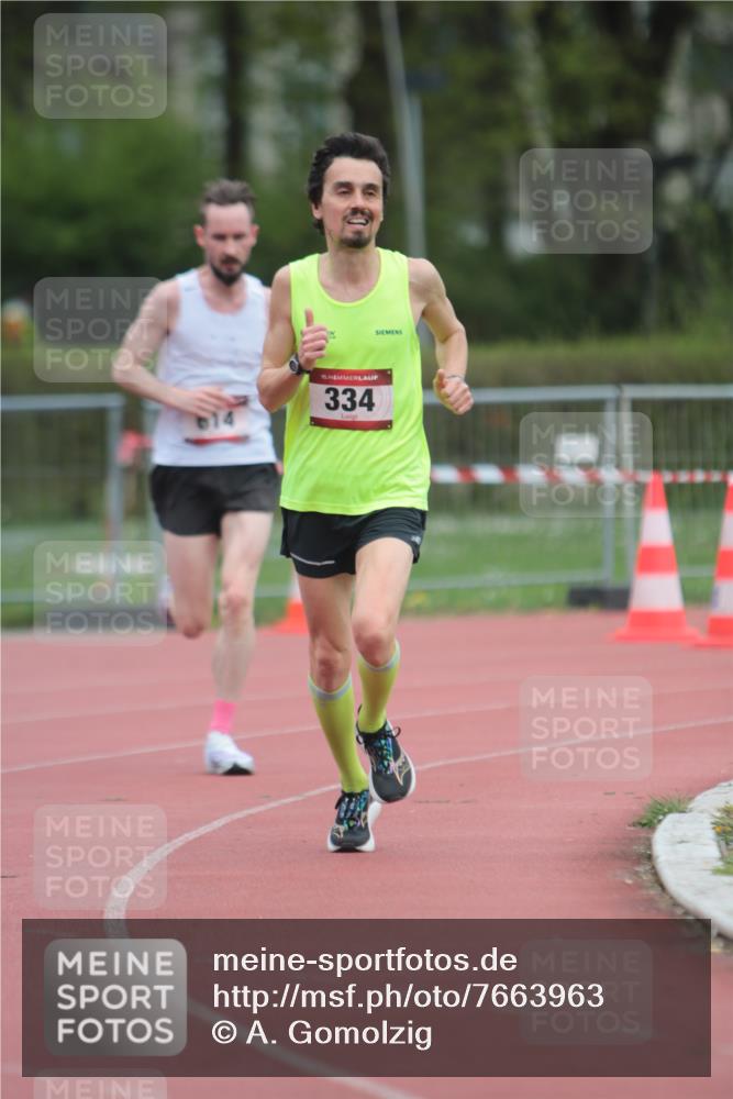 13.04.2025 - Hammer Lauf A. Gomolzig http://msf.ph/oto/7663963 13.04.2025 11:40:57 Ziel 334, 614, 1768 meine-sportfotos.de