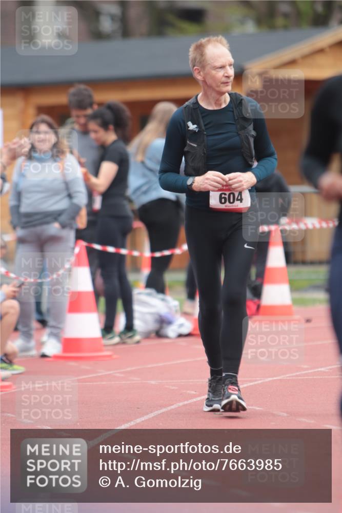 13.04.2025 - Hammer Lauf A. Gomolzig http://msf.ph/oto/7663985 13.04.2025 11:41:03 Ziel 604, 1768 meine-sportfotos.de