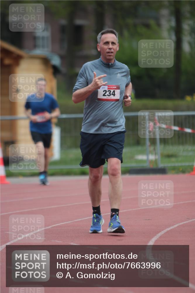 13.04.2025 - Hammer Lauf A. Gomolzig http://msf.ph/oto/7663996 13.04.2025 11:41:15 Ziel 234 meine-sportfotos.de