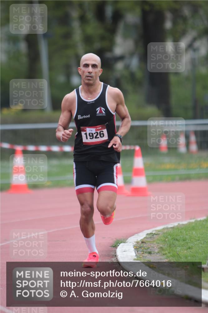 13.04.2025 - Hammer Lauf A. Gomolzig http://msf.ph/oto/7664016 13.04.2025 11:44:06 Ziel 1926 meine-sportfotos.de
