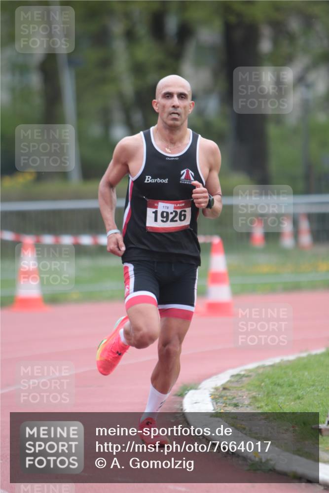 13.04.2025 - Hammer Lauf A. Gomolzig http://msf.ph/oto/7664017 13.04.2025 11:44:07 Ziel 1926 meine-sportfotos.de