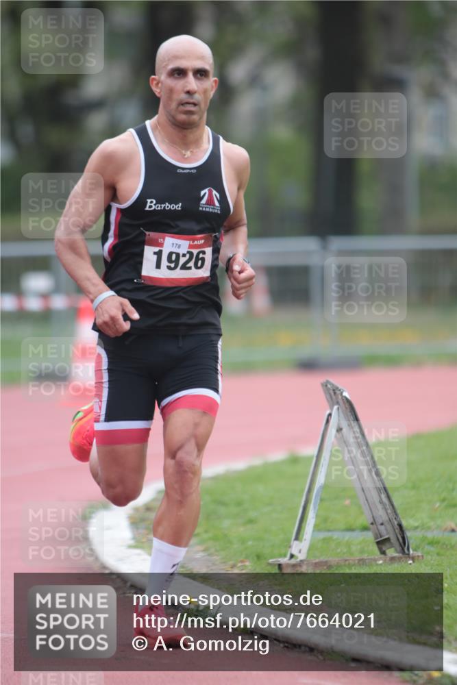 13.04.2025 - Hammer Lauf A. Gomolzig http://msf.ph/oto/7664021 13.04.2025 11:44:07 Ziel 1926 meine-sportfotos.de