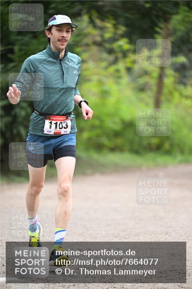 13.04.2025 - Hammer Lauf Dr. Thomas Lammeyer http://msf.ph/oto/7664077 13.04.2025 11:33:22 Laufen 15, 1103, 239, 238 meine-sportfotos.de