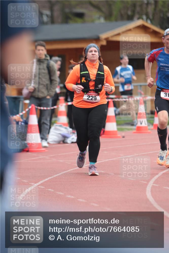 13.04.2025 - Hammer Lauf A. Gomolzig http://msf.ph/oto/7664085 13.04.2025 11:47:01 Ziel 229, 312, 493 meine-sportfotos.de