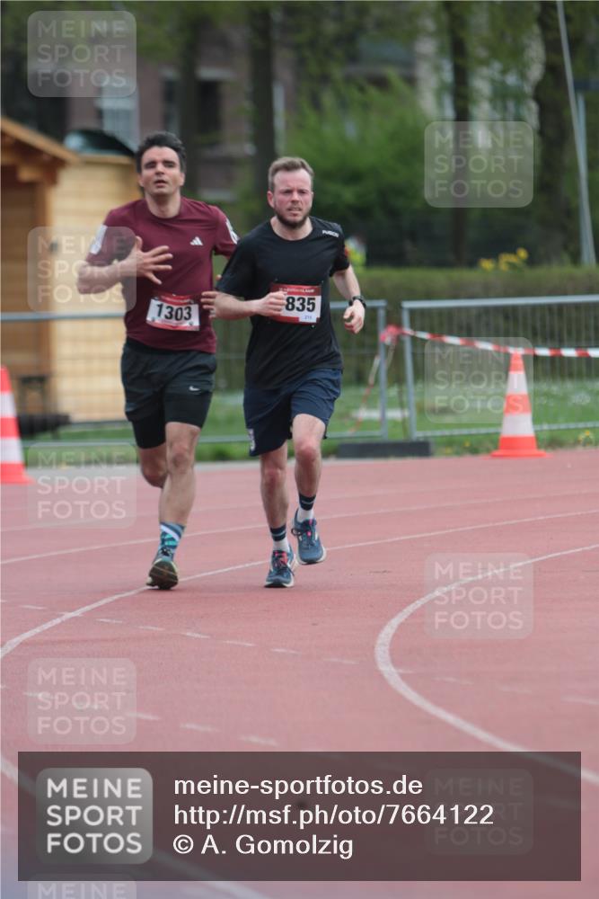 13.04.2025 - Hammer Lauf A. Gomolzig http://msf.ph/oto/7664122 13.04.2025 11:48:54 Ziel 1303, 1835 meine-sportfotos.de