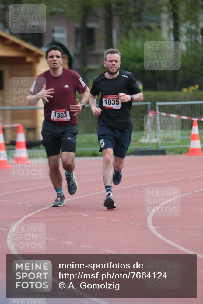13.04.2025 - Hammer Lauf A. Gomolzig http://msf.ph/oto/7664124 13.04.2025 11:48:54 Ziel 1303, 1835 meine-sportfotos.de