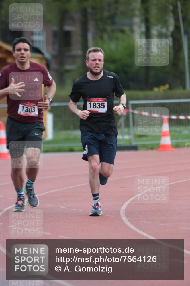 13.04.2025 - Hammer Lauf A. Gomolzig http://msf.ph/oto/7664126 13.04.2025 11:48:55 Ziel 1303, 1835 meine-sportfotos.de