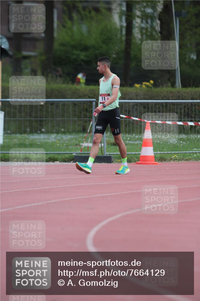 13.04.2025 - Hammer Lauf A. Gomolzig http://msf.ph/oto/7664129 13.04.2025 11:49:09 Ziel  meine-sportfotos.de
