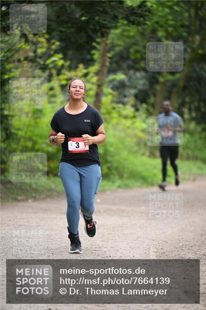 13.04.2025 - Hammer Lauf Dr. Thomas Lammeyer http://msf.ph/oto/7664139 13.04.2025 11:33:39 Laufen 15 meine-sportfotos.de