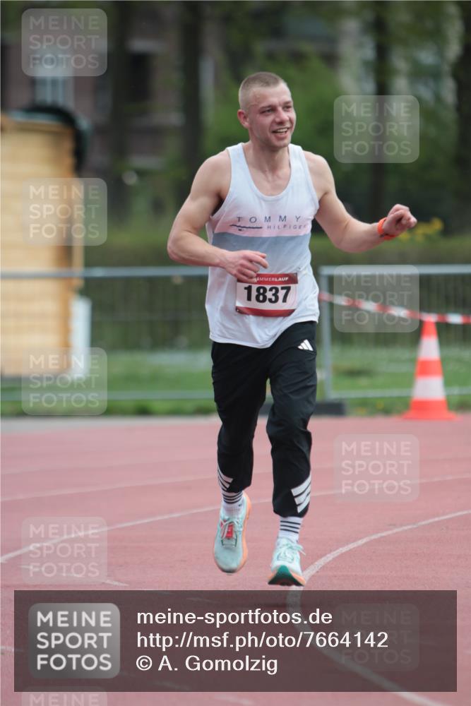 13.04.2025 - Hammer Lauf A. Gomolzig http://msf.ph/oto/7664142 13.04.2025 11:49:27 Ziel 1837 meine-sportfotos.de