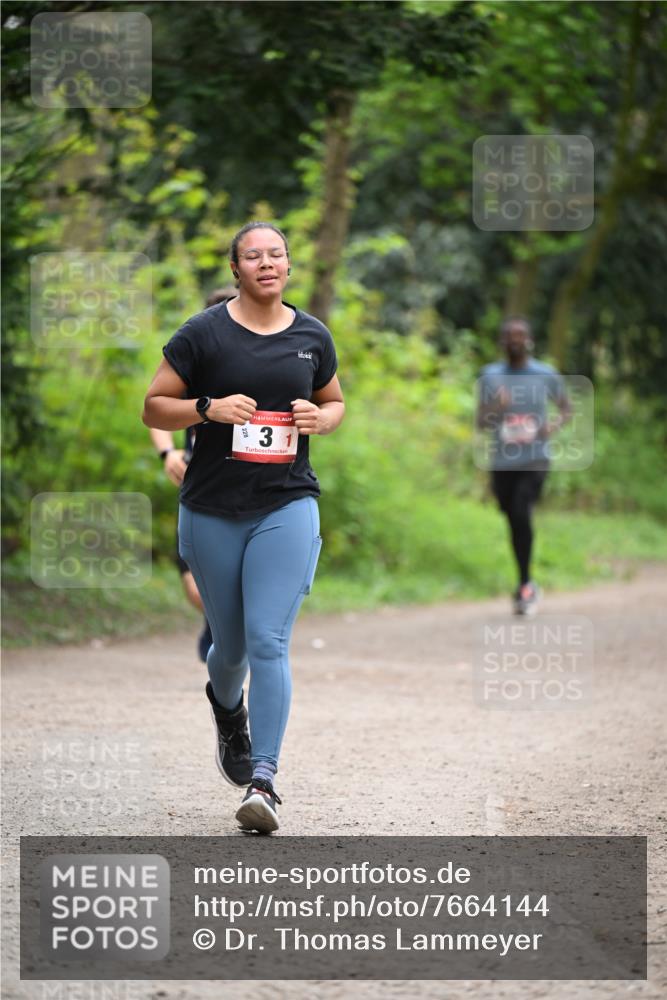 13.04.2025 - Hammer Lauf Dr. Thomas Lammeyer http://msf.ph/oto/7664144 13.04.2025 11:33:39 Laufen 228, 3 meine-sportfotos.de