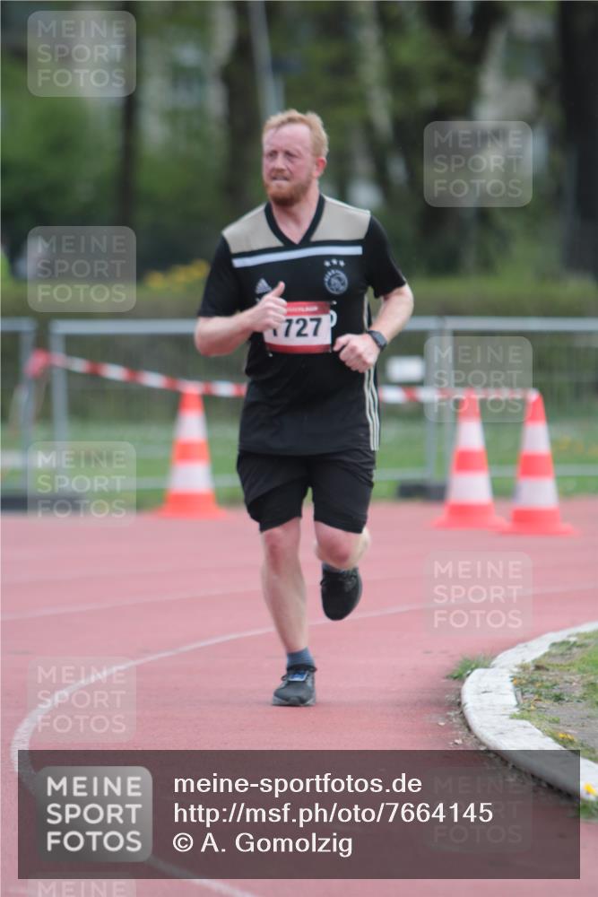 13.04.2025 - Hammer Lauf A. Gomolzig http://msf.ph/oto/7664145 13.04.2025 11:49:41 Ziel 16, 1727 meine-sportfotos.de