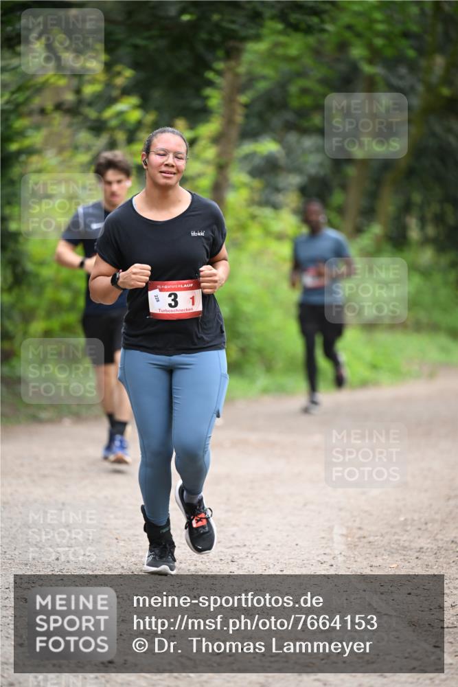 13.04.2025 - Hammer Lauf Dr. Thomas Lammeyer http://msf.ph/oto/7664153 13.04.2025 11:33:39 Laufen 228, 31 meine-sportfotos.de