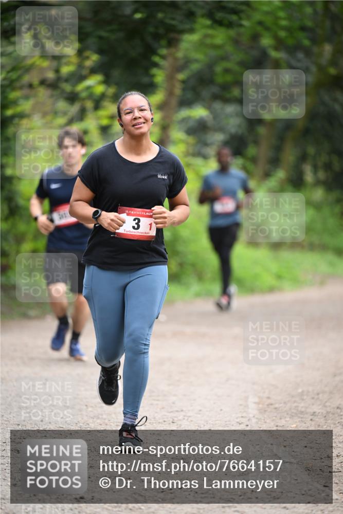 13.04.2025 - Hammer Lauf Dr. Thomas Lammeyer http://msf.ph/oto/7664157 13.04.2025 11:33:40 Laufen 15, 3, 1 meine-sportfotos.de