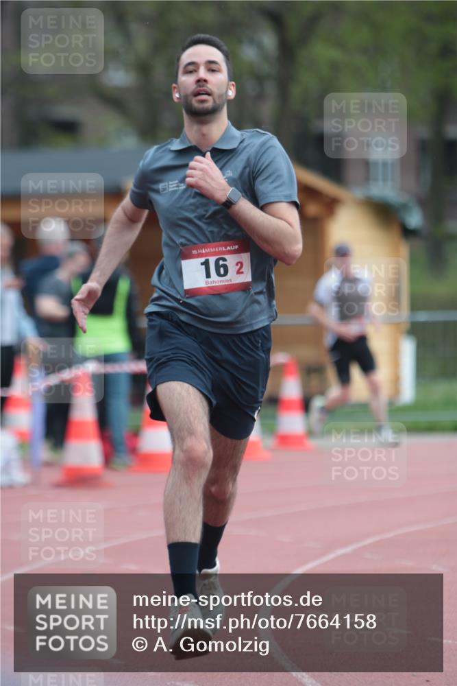 13.04.2025 - Hammer Lauf A. Gomolzig http://msf.ph/oto/7664158 13.04.2025 11:49:48 Ziel 13, 16 meine-sportfotos.de