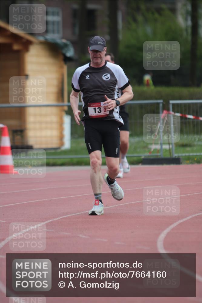 13.04.2025 - Hammer Lauf A. Gomolzig http://msf.ph/oto/7664160 13.04.2025 11:49:52 Ziel 13, 1044 meine-sportfotos.de