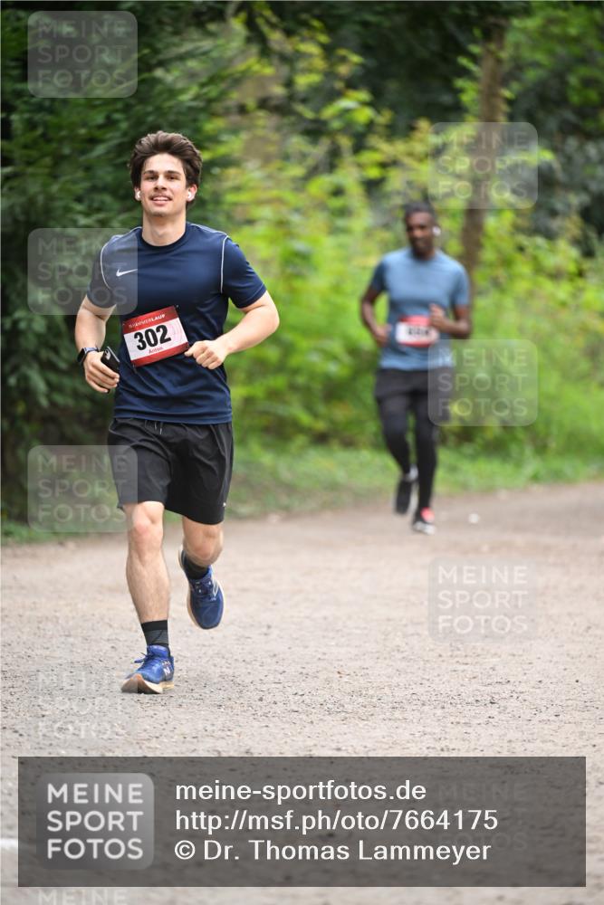 13.04.2025 - Hammer Lauf Dr. Thomas Lammeyer http://msf.ph/oto/7664175 13.04.2025 11:33:41 Laufen 302 meine-sportfotos.de