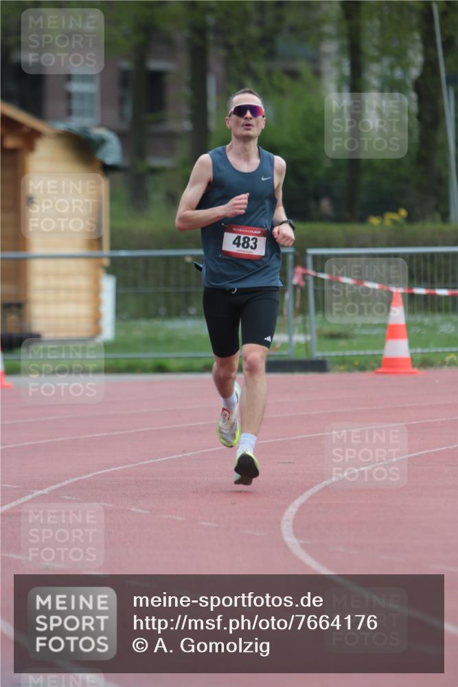 13.04.2025 - Hammer Lauf A. Gomolzig http://msf.ph/oto/7664176 13.04.2025 11:50:13 Ziel 483 meine-sportfotos.de