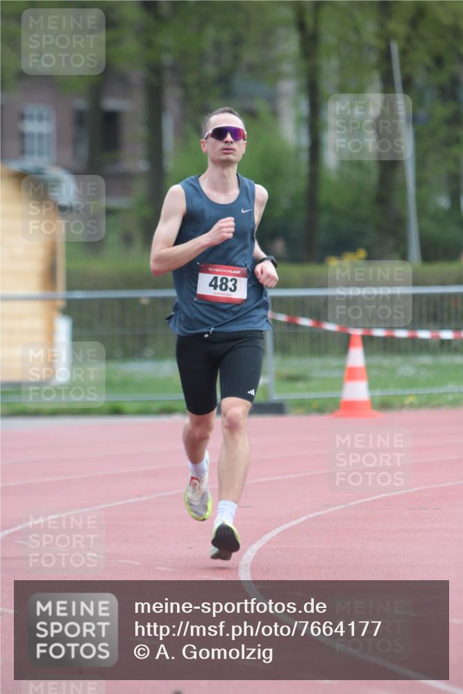 13.04.2025 - Hammer Lauf A. Gomolzig http://msf.ph/oto/7664177 13.04.2025 11:50:13 Ziel 483 meine-sportfotos.de