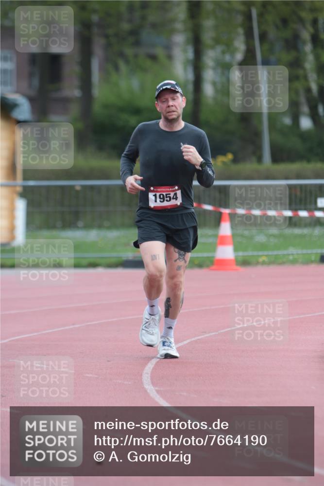 13.04.2025 - Hammer Lauf A. Gomolzig http://msf.ph/oto/7664190 13.04.2025 11:50:37 Ziel 112, 1954 meine-sportfotos.de