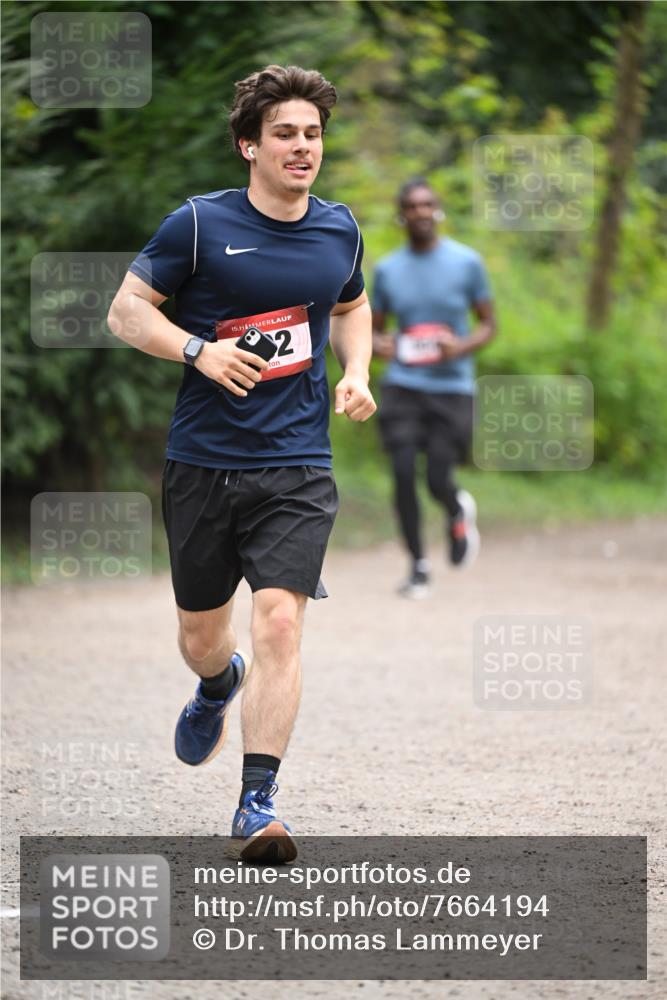 13.04.2025 - Hammer Lauf Dr. Thomas Lammeyer http://msf.ph/oto/7664194 13.04.2025 11:33:43 Laufen 15, 2 meine-sportfotos.de