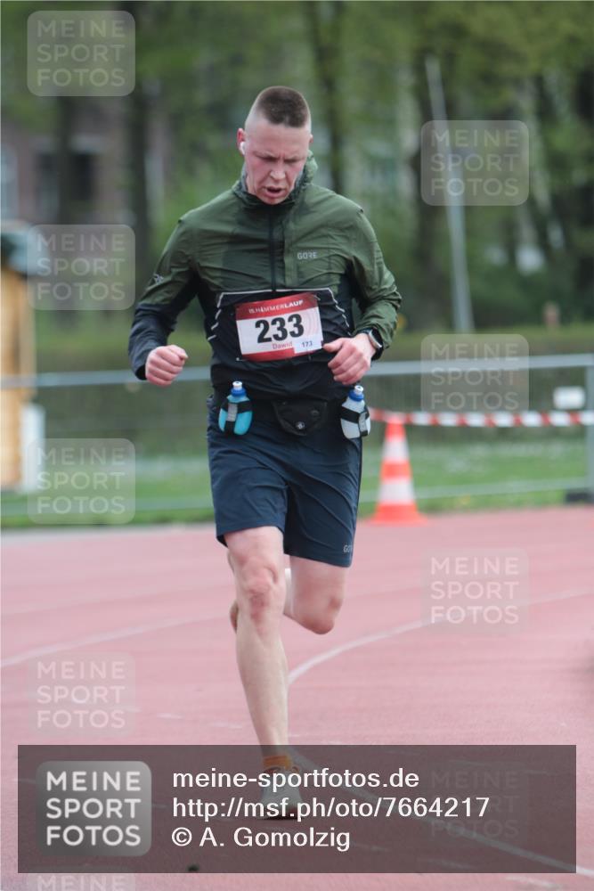 13.04.2025 - Hammer Lauf A. Gomolzig http://msf.ph/oto/7664217 13.04.2025 11:51:17 Ziel 233 meine-sportfotos.de