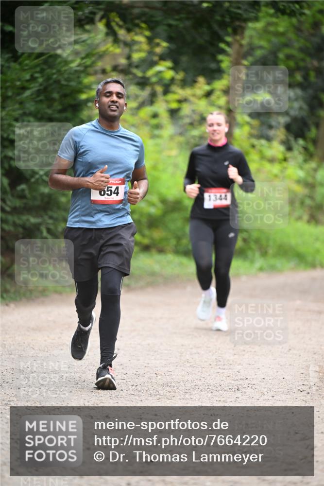 13.04.2025 - Hammer Lauf Dr. Thomas Lammeyer http://msf.ph/oto/7664220 13.04.2025 11:33:45 Laufen 054, 1344 meine-sportfotos.de