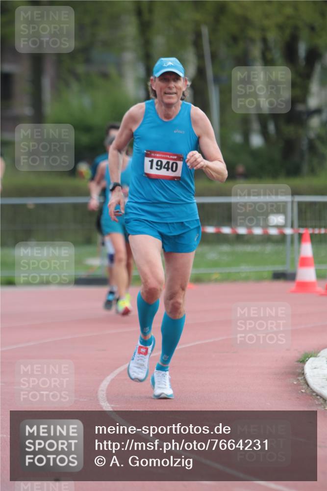 13.04.2025 - Hammer Lauf A. Gomolzig http://msf.ph/oto/7664231 13.04.2025 11:51:31 Ziel 221, 532, 1940, 1989 meine-sportfotos.de