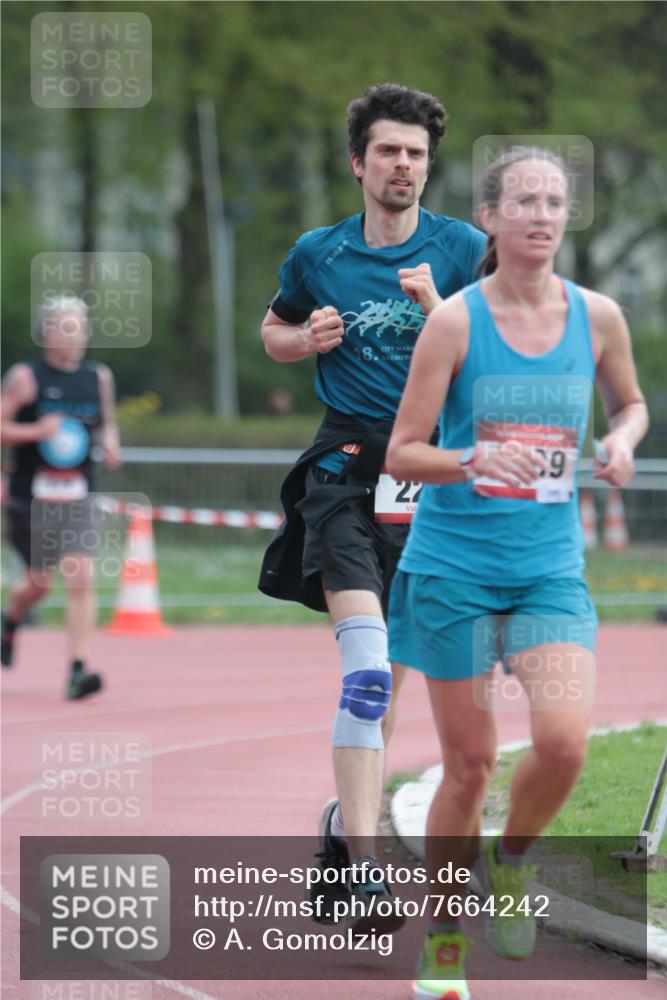 13.04.2025 - Hammer Lauf A. Gomolzig http://msf.ph/oto/7664242 13.04.2025 11:51:36 Ziel 221, 532, 579, 1989 meine-sportfotos.de