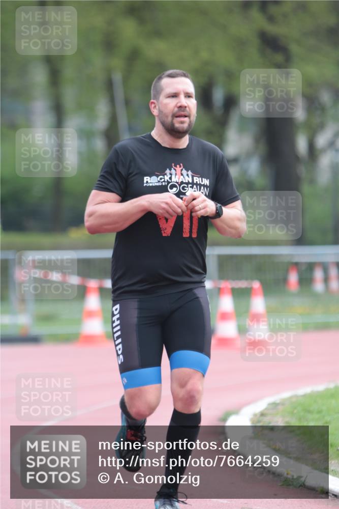 13.04.2025 - Hammer Lauf A. Gomolzig http://msf.ph/oto/7664259 13.04.2025 11:52:00 Ziel 1953 meine-sportfotos.de
